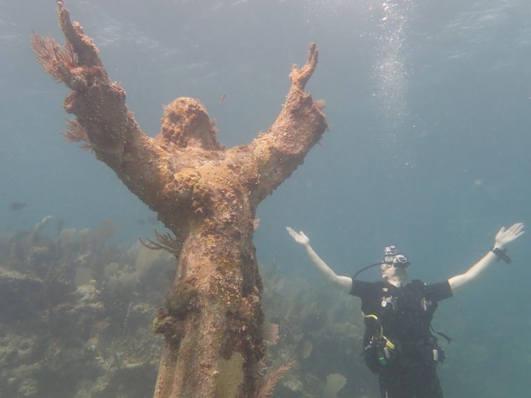 Simply Amazing Christ Statue Dives Today